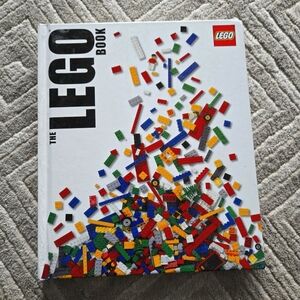 The Lego Book (LIKE NEW Condition)